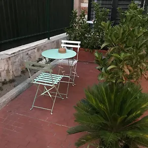 Domus Vesuvio Bed & Breakfast